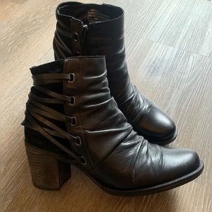 Miz Mooz Black leather ankle boots size EU 38